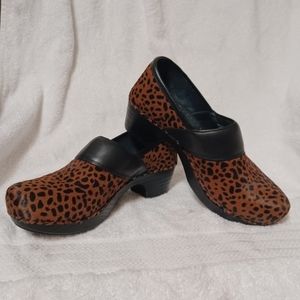 Dansko clogs cheetah print